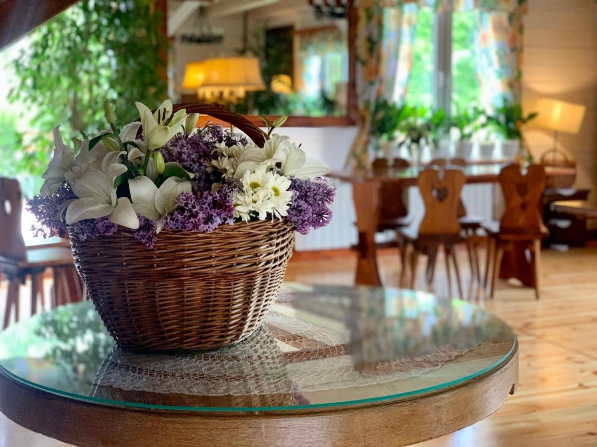 Wielbark Karczma Lesniczanka Bed & Breakfast エクステリア 写真